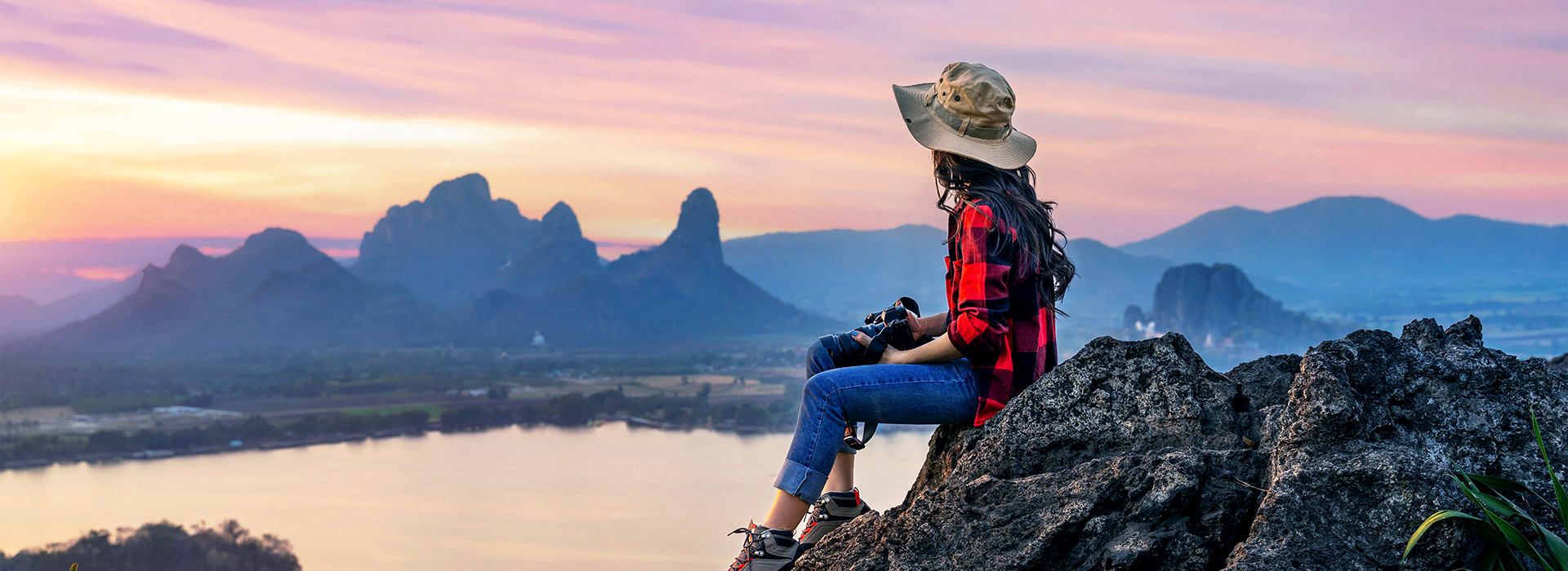 Solo But Never Alone: Why Gen Z Loves Solo Travel post thumbnail image