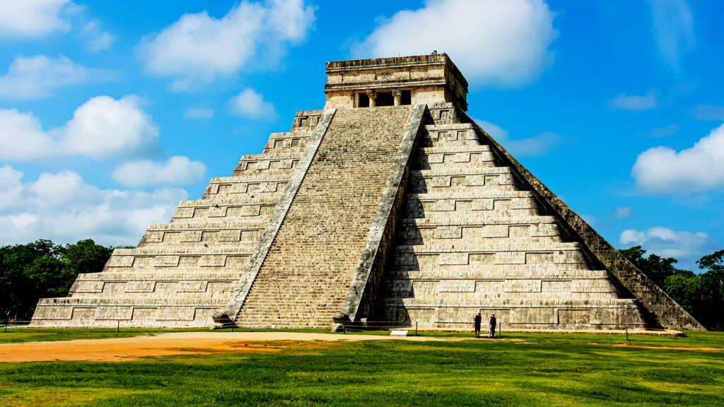 The magnificent Chichen Itza pyramid in Cancun, an ancient marvel to explore during Cancun Summer Travel.