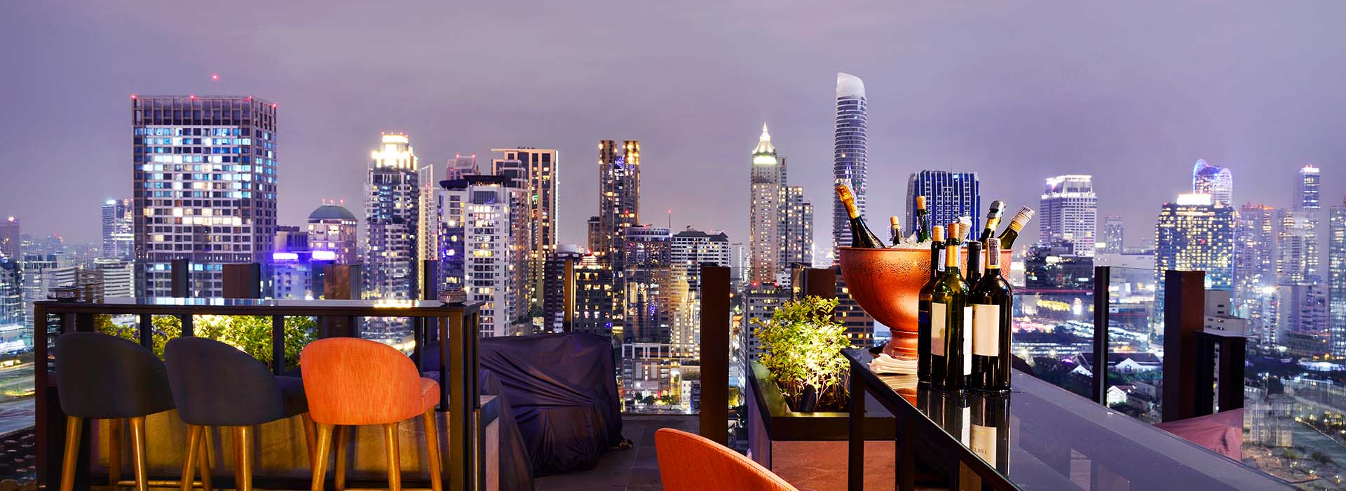 Best Rooftop Hotels in Chicago That Cost Less Than You Think  post thumbnail image
