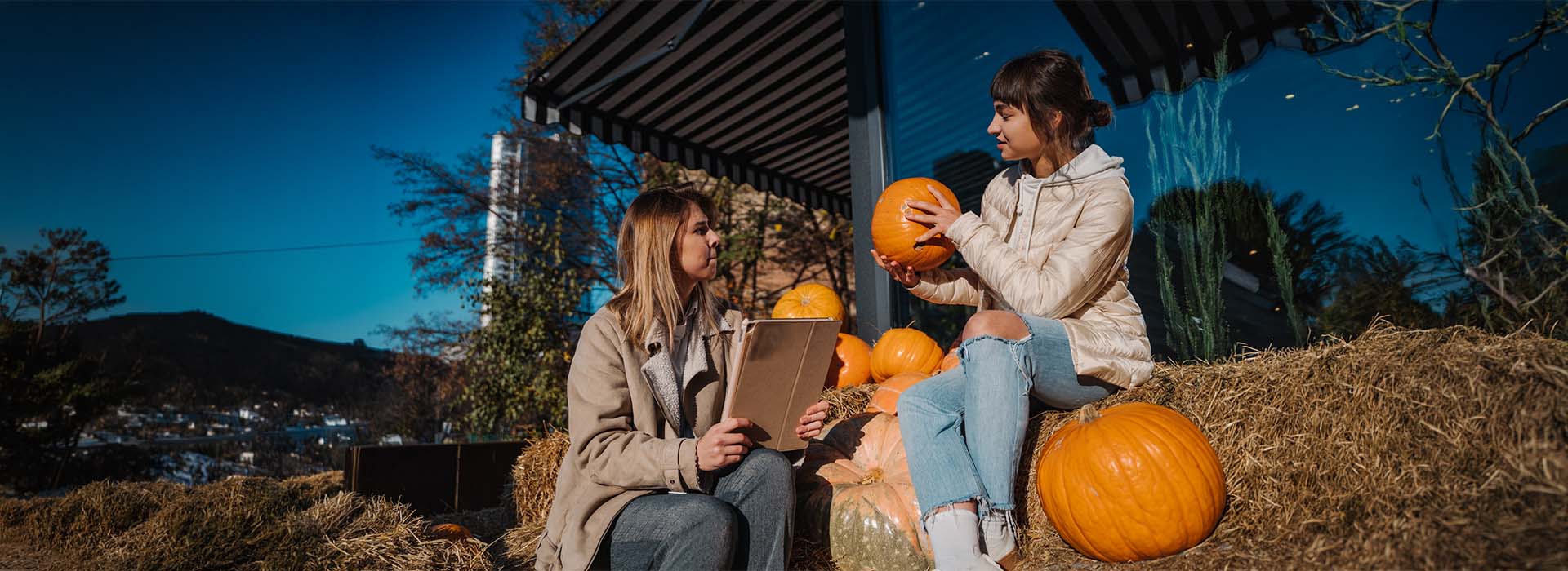 Thanksgiving 2026: The Best US Cities to Spend the Holiday Away From Home post thumbnail image